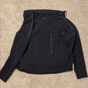 Lululemon men’s jacket / zip up/ workout with hood